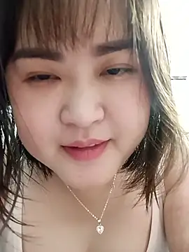 Snapshot of Kee-kimlee chatting on March 30, 2:56 am Kee-kimlee online show from March 30, 2:56 am