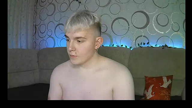 Snapshot of heatctrl chatting on February 13, 11:56 pm heatctrl online show from February 13, 11:56 pm