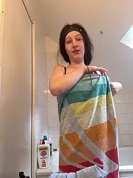 Mis-Elisa96 online show from March 3, 9:37 am