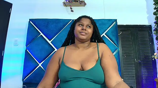 AlexaRousse4u online show from May 16, 10:52 pm