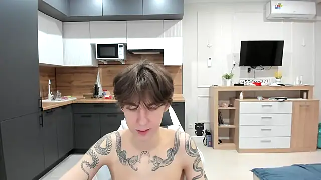 Snapshot of aplant chatting on February 14, 3:31 pm aplant online show from February 14, 3:31 pm