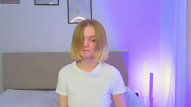 Snapshot of StellaBunny chatting on February 21, 11:33 am StellaBunny online show from February 21, 11:33 am