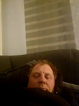 Demik71 online show from February 20, 7:25 pm