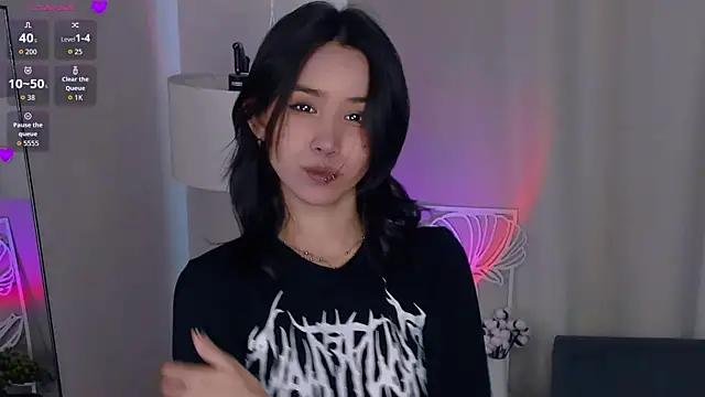 EmelinaGnas online show from April 4, 9:07 am