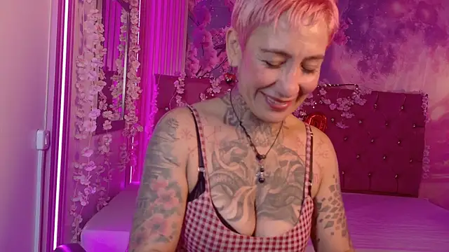 Everlyn sexx online show from February 16, 11:50 am