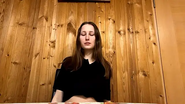 VickieKush online show from March 6, 3:08 pm