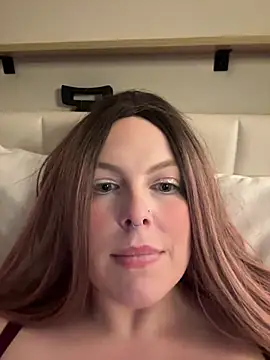 justbetweenus2 online show from February 9, 8:13 pm