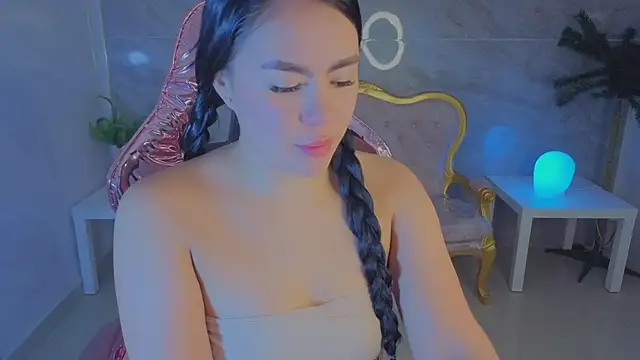 Snapshot of nati06_s chatting on March 20, 1:05 pm nati06 s online show from March 20, 1:05 pm