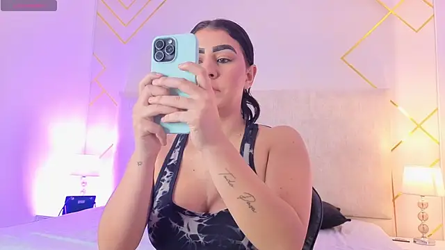 caroo giraldo   online show from May 20, 11:38 am
