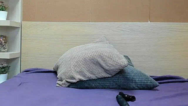 PinkyTwerkyX online show from November 15, 1:18 pm