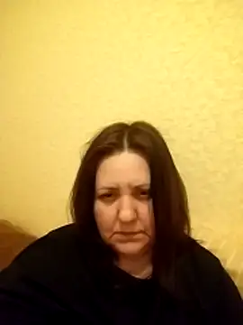 LockyCharm111 online show from February 10, 6:45 pm