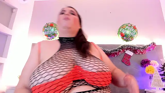 Snapshot of AsshleyDavis chatting on December 6, 10:19 pm AsshleyDavis online show from December 6, 10:19 pm