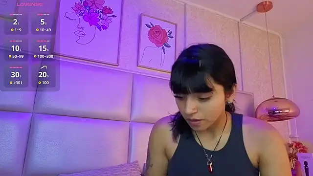 Xara u online show from May 20, 8:37 pm