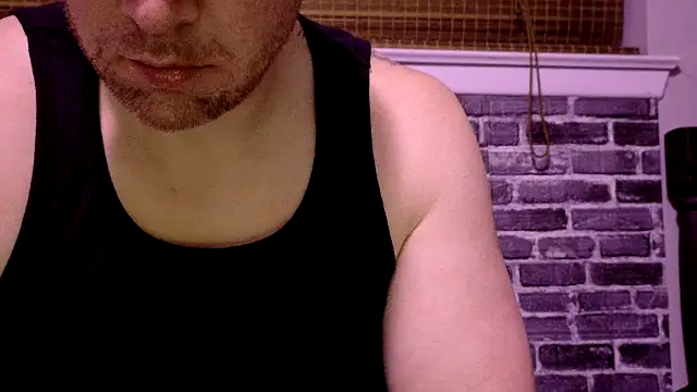 Snapshot of cumfordaddytx chatting on February 11, 7:46 am cumfordaddytx online show from February 11, 7:46 am