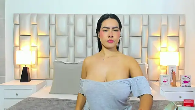 paola katy dicks online show from June 19, 7:50 pm