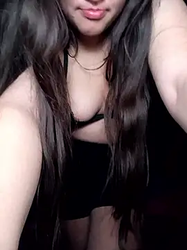 Snapshot of Estef_Gar chatting on February 14, 9:39 am Estef Gar online show from February 14, 9:39 am