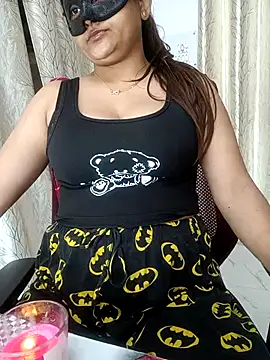 BOLD Ayesha online show from May 10, 8:58 pm