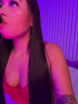 valerie20  online show from June 13, 4:21 am