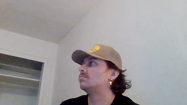 Tallhungandcloudy online show from February 22, 10:08 pm