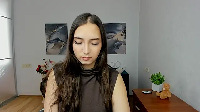 Effy Royse online show from March 27, 7:03 am