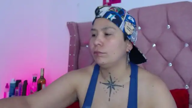 Snapshot of nat_evans8 chatting on February 28, 3:07 am nat evans8 online show from February 28, 3:07 am