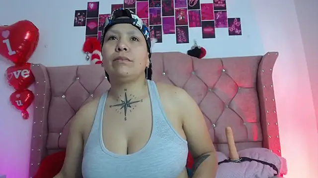 Snapshot of nat_evans8 chatting on March 17, 2:49 am nat evans8 online show from March 17, 2:49 am