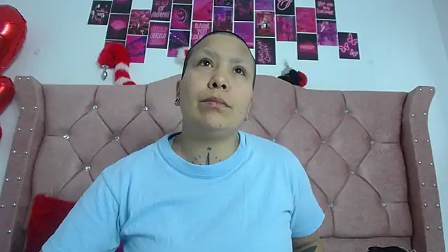 Snapshot of nat_evans8 chatting on March 18, 3:09 am nat evans8 online show from March 18, 3:09 am