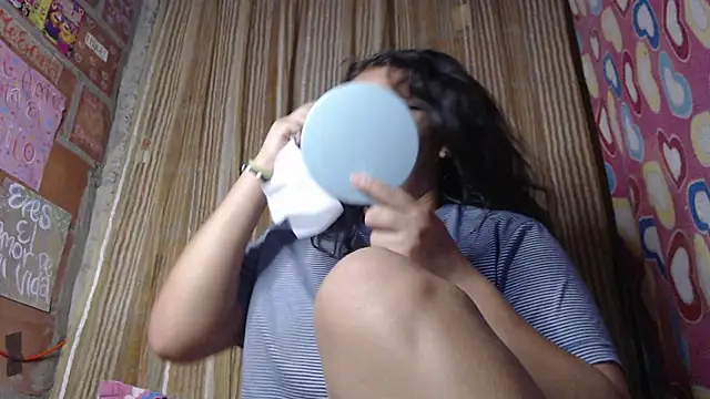 vanuslovelatina online show from March 19, 10:52 am