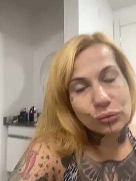 MissTamis online show from April 16, 6:58 am