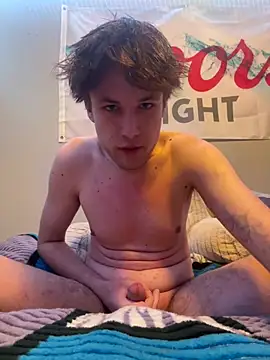 Snapshot of Bigdickaiden777 chatting on February 11, 4:39 am Bigdickaiden777 online show from February 11, 4:39 am