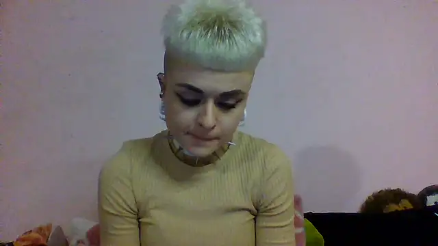 Snapshot of AlisaDear257 chatting on March 4, 12:55 pm AlisaDear257 online show from March 4, 12:55 pm