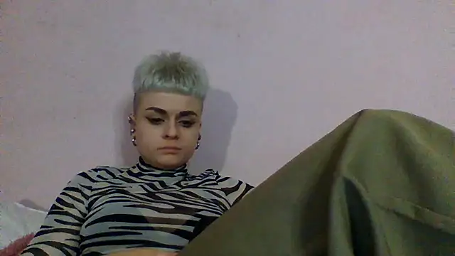 Snapshot of AlisaDear257 chatting on March 11, 5:41 pm AlisaDear257 online show from March 11, 5:41 pm