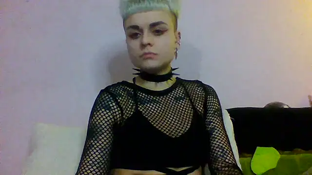 Snapshot of AlisaDear257 chatting on March 23, 8:13 pm AlisaDear257 online show from March 23, 8:13 pm