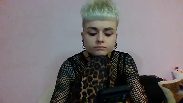 Snapshot of AlisaDear257 chatting on March 26, 12:11 pm AlisaDear257 online show from March 26, 12:11 pm