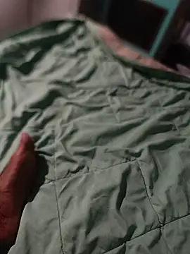 i play  online show from February 10, 9:46 am