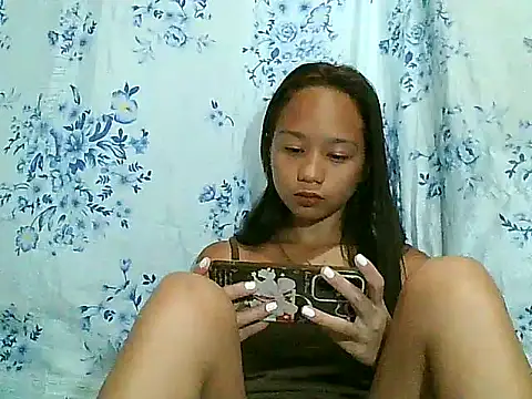 Asianpinay Skinny1818 online show from April 8, 11:54 am