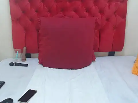 SpicyMatureLiz online show from May 8, 5:35 am