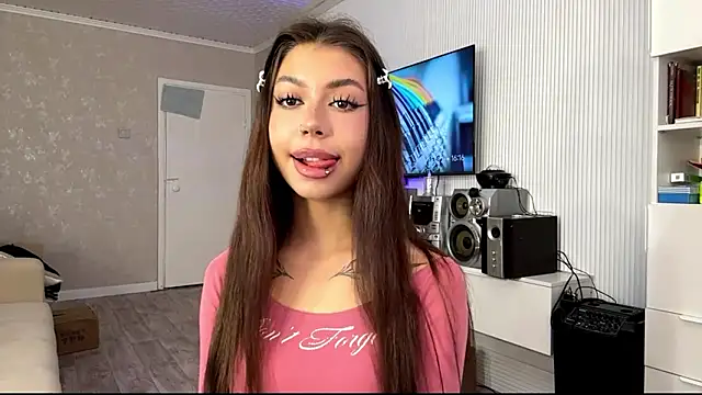 You Club Winx online show from March 13, 11:17 am