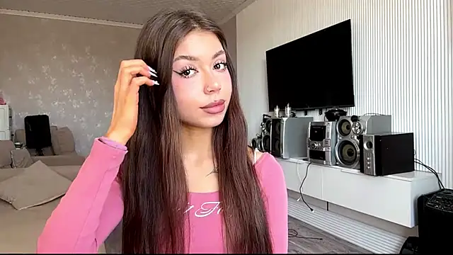 Snapshot of You_Club_Winx chatting on April 15, 7:15 am You Club Winx online show from April 15, 7:15 am