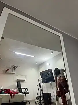 TalianaFerrer online show from March 26, 11:16 am