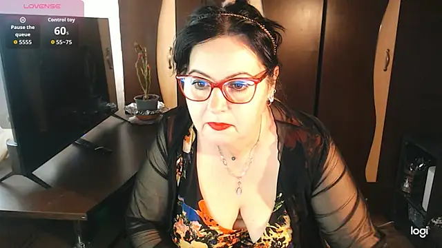 exiMIlf online show from February 21, 11:33 am