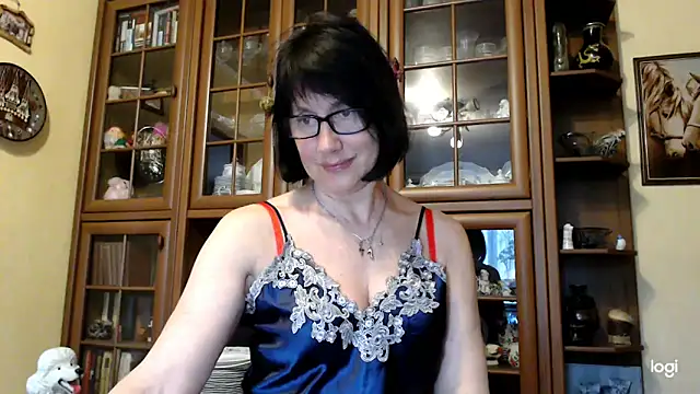 Snapshot of Vlastelina chatting on April 4, 1:41 pm Vlastelina online show from April 4, 1:41 pm