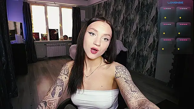 comeherehoney online show from February 27, 10:15 am