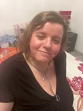 Snapshot of Laura-Loveyou chatting on February 16, 3:08 pm Laura-Loveyou online show from February 16, 3:08 pm