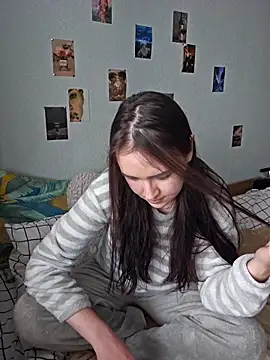 RedginBluebersky online show from March 12, 8:09 am