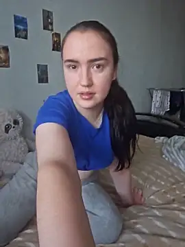 RedginBluebersky online show from March 14, 9:37 am