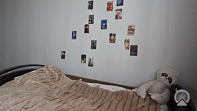 RedginBluebersky online show from March 21, 6:40 am