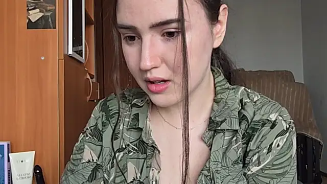 RedginBluebersky online show from April 1, 11:00 am