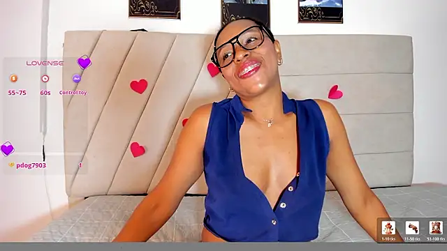 samaraa smith1 online show from February 24, 12:14 pm