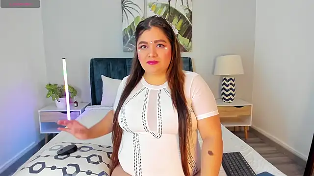 AgathaBloom  online show from February 28, 1:01 pm